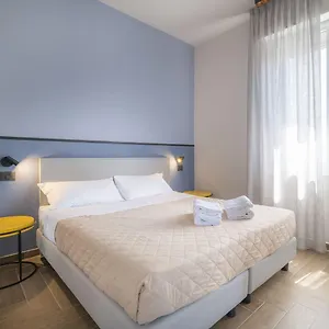 Global Hotel